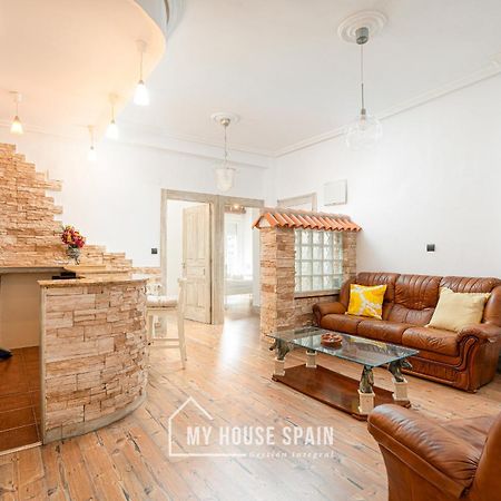 Myhousespain - Piso Reformado En El Centro Gijon Exterior photo