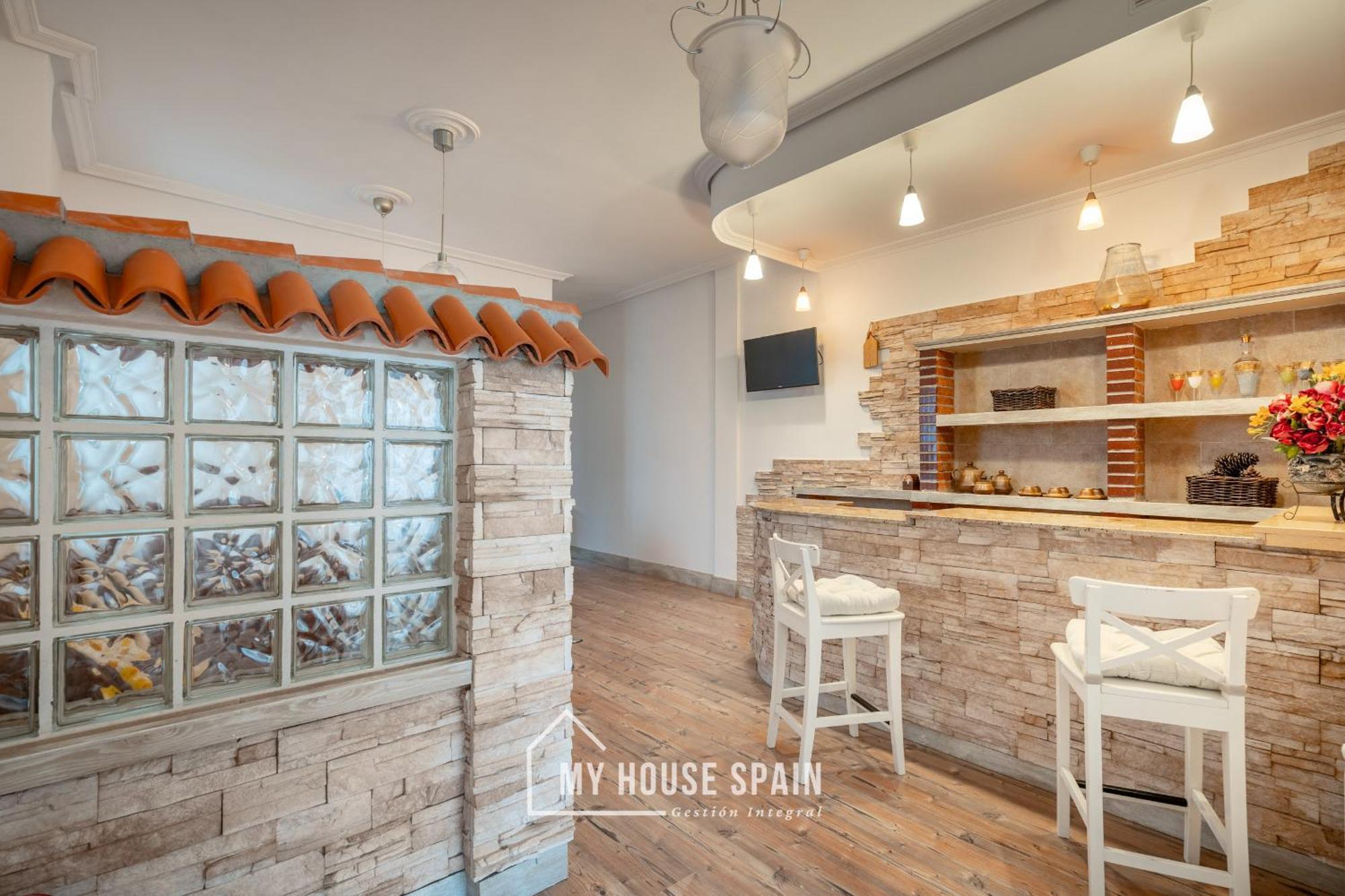 Myhousespain - Piso Reformado En El Centro Gijon Exterior photo