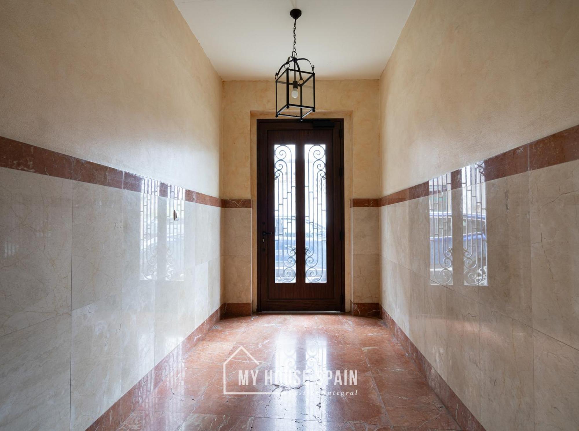 Myhousespain - Piso Reformado En El Centro Gijon Exterior photo