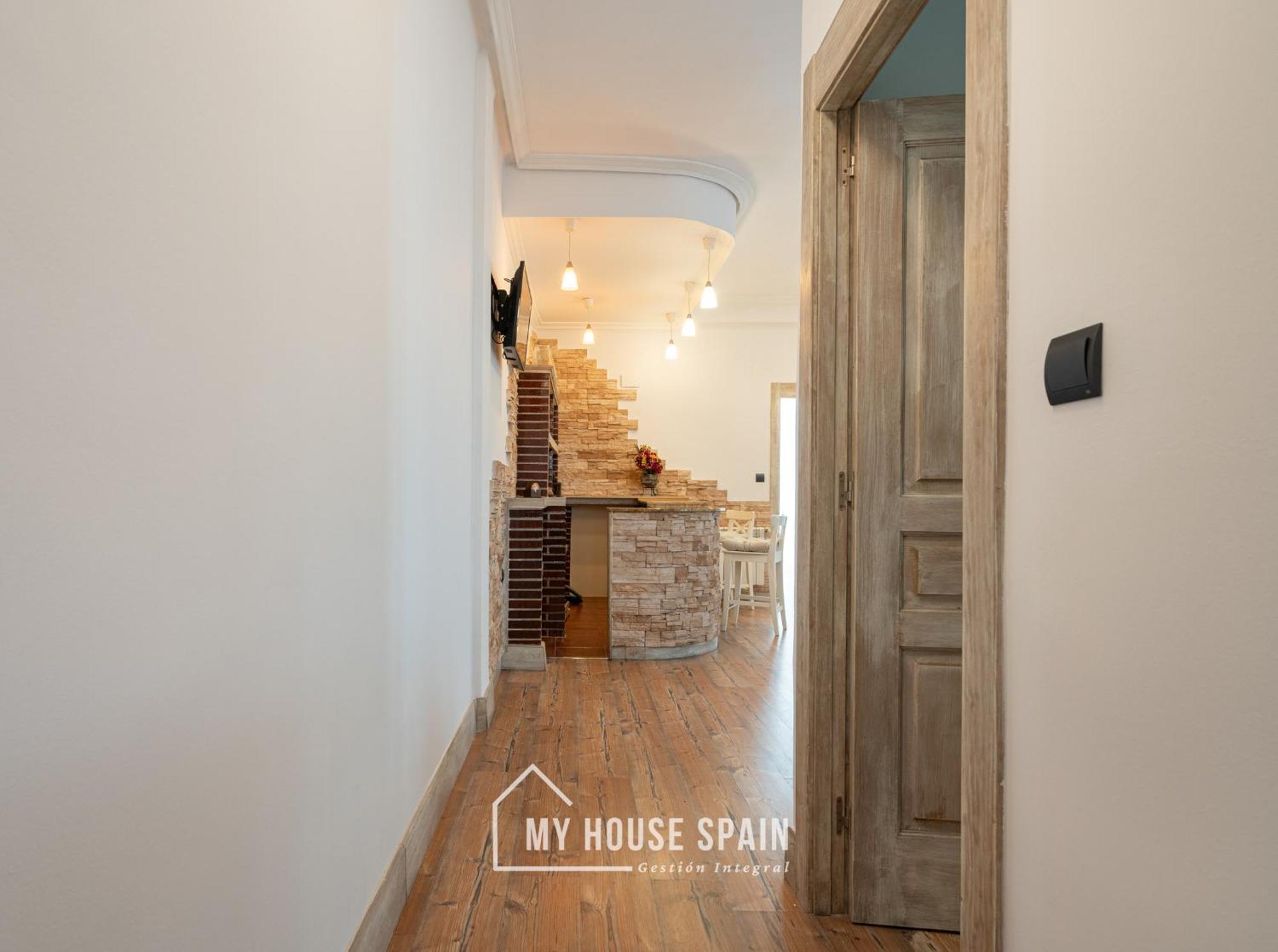 Myhousespain - Piso Reformado En El Centro Gijon Exterior photo
