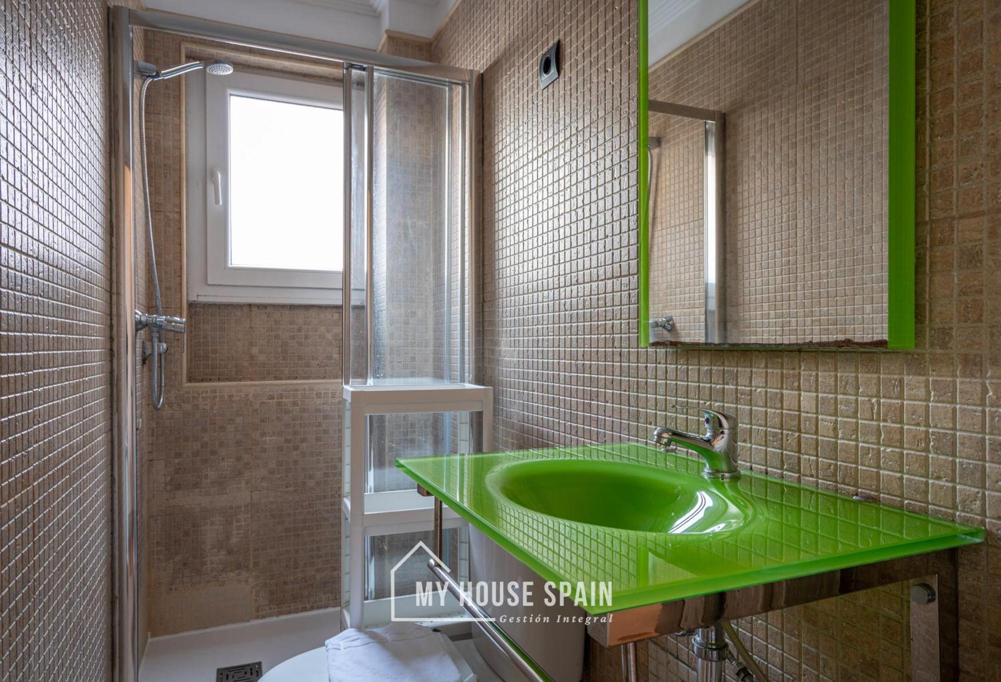 Myhousespain - Piso Reformado En El Centro Gijon Exterior photo
